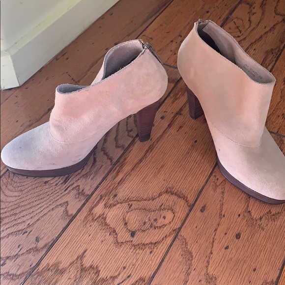 Cole Haan Gorgeous Tan Suede Booties - Picture 4 of 5